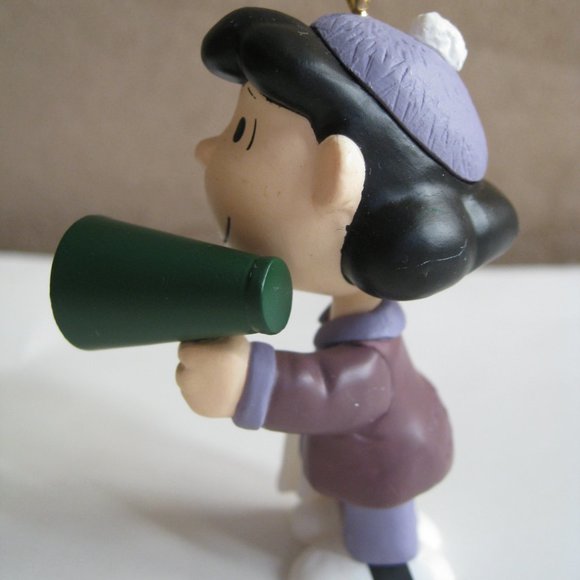 Hallmark Keepsake 2 Peanuts Christmas Ornaments - Lucy & Charlie Brown 2000 - Picture 11 of 12